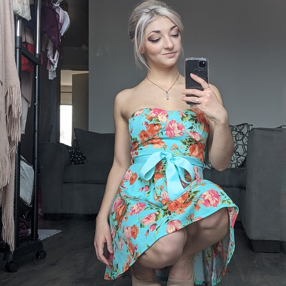 XS Cute Turquoise Mini Strapless Floral Dress - Picture 6 of 10